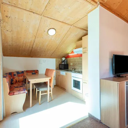 Apartman Pretty In L Ngenfeld With Balcony